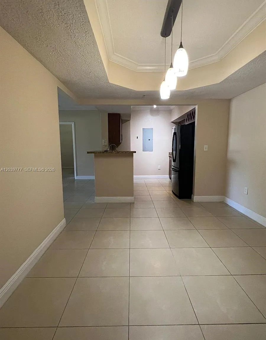 Marquesa Condo — Photo 2
