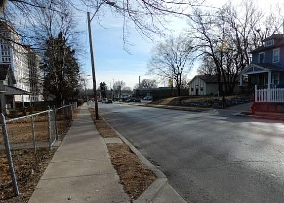 3rd image of 515 Hardesty Ave