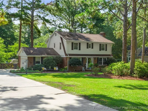 606 McLean St, Raeford, NC 28376