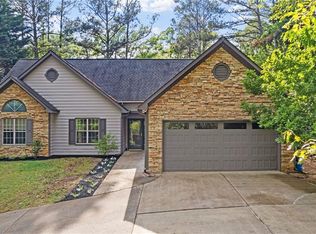 130 Laguna Springs Dr, Woodstock, GA 30188
