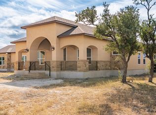 288 Nott Branch Rd, Harper, TX 78631