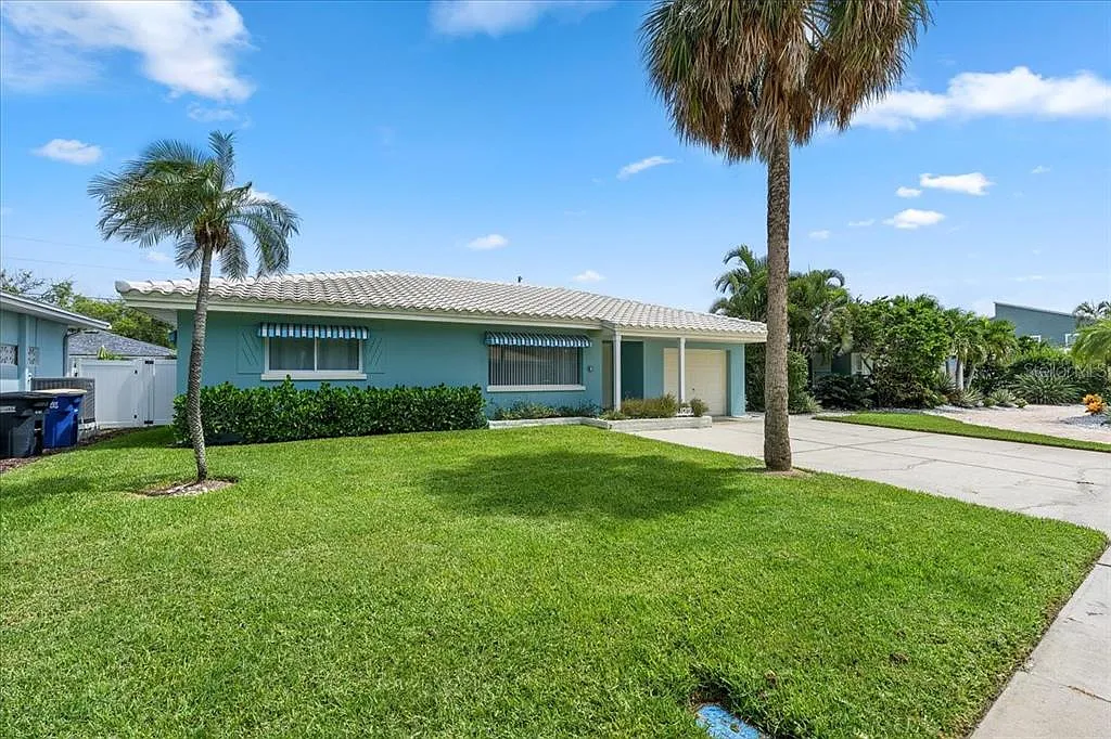 3 bed, 3.0 bath, 1655 sqft, $6,000 — Photo 4
