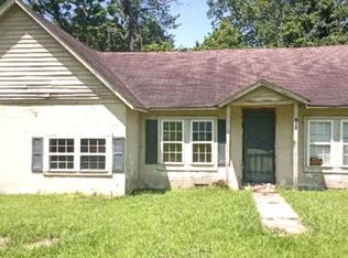 180 State Route 22a S, Jacks Creek, TN 38347