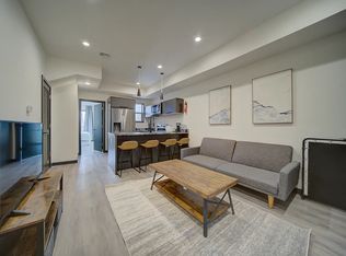 46 N 40th St #2R, Philadelphia, PA 19104