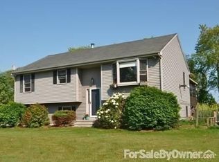 466 Curtis Corner Rd, South Kingstown, RI 02879