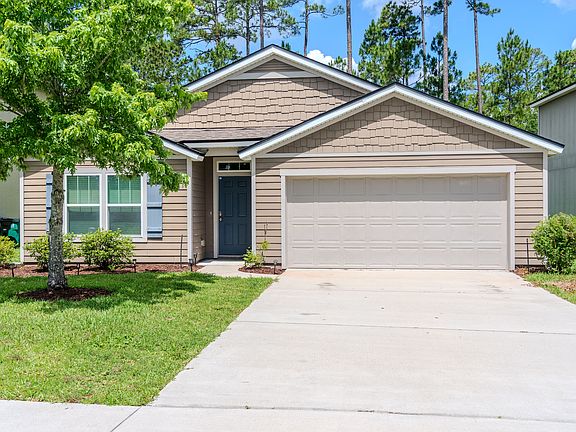 2nd image of 318 Brooklet Cir
