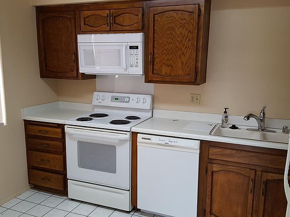 3rd image of 6832 Hyde Park Dr Unit A