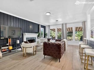 330 Eaton Dr, Pasadena, CA 91107