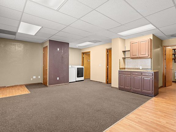 5th image of 1 Woodland Ave #3