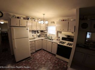 57 Locust Grv, Hazlet, NJ 07730