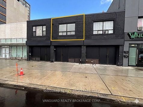 1st image of 1623A Eglinton Ave W