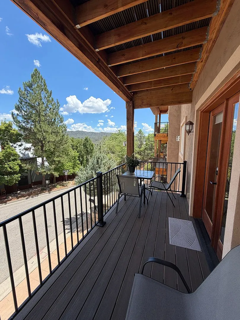 In Town Durango Retreat: Furnished 3 Bed/3 Bath with Mountain Trail Access, Flexible Lease Options — Photo 4