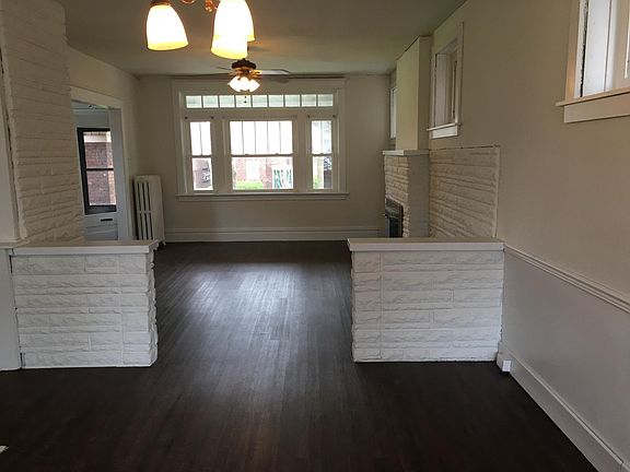 5th image of 1345 McCausland Ave