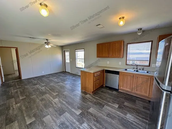 260 Lark Meadow Dr Unit A, Bridgeport, TX 76426