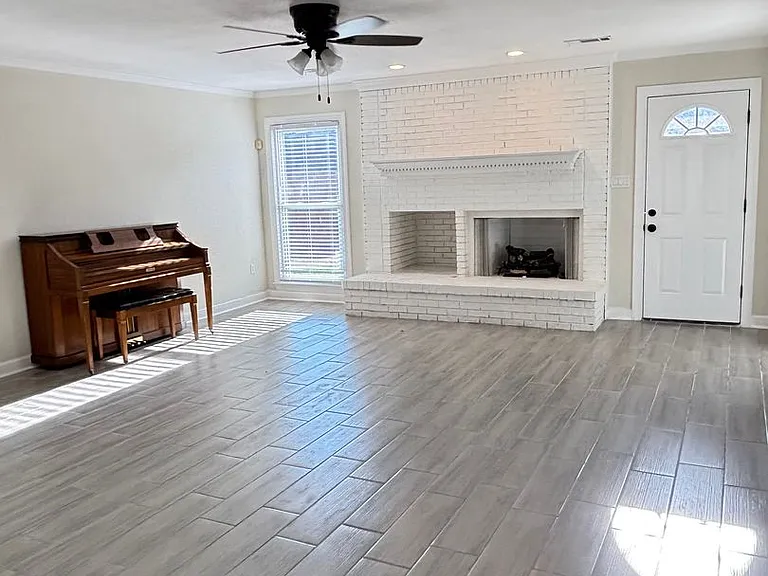 990 Eagle Ridge Cv — Photo 9