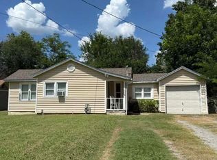 112 E 9th St S, Claremore, OK 74017