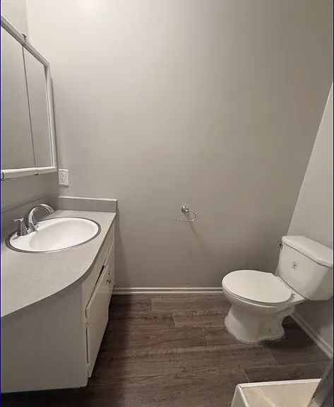 200 S Valencia St #3 — Photo 9