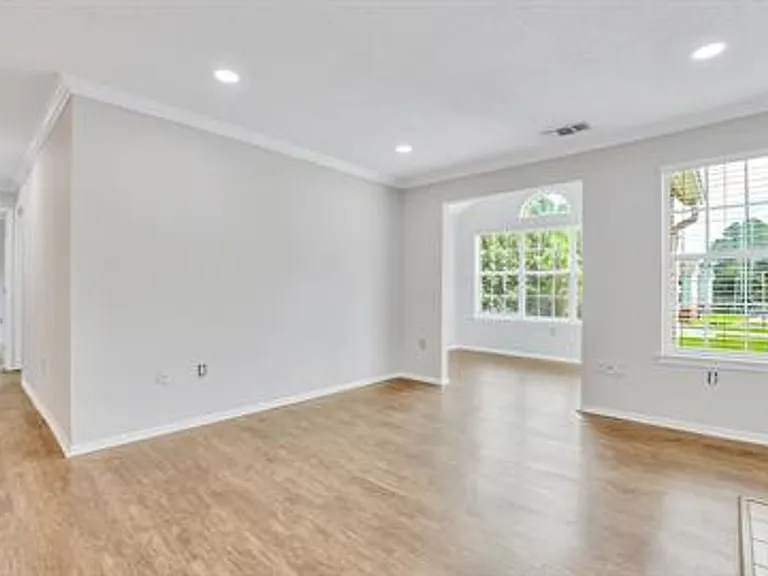 12300 Apache Ave #111 — Photo 3
