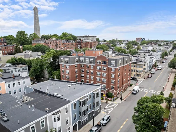 106-108 Bunker Hill St #6P, Charlestown, MA 02129