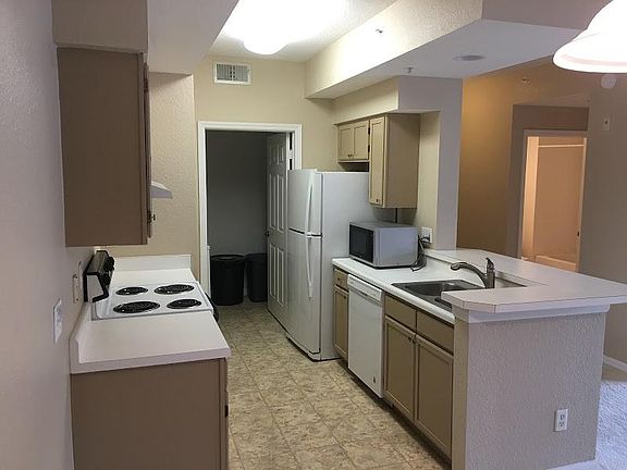 5th image of 4650 Saint Croix Ln APT 724