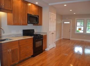 75 Ash St UNIT 75, Waltham, MA 02453