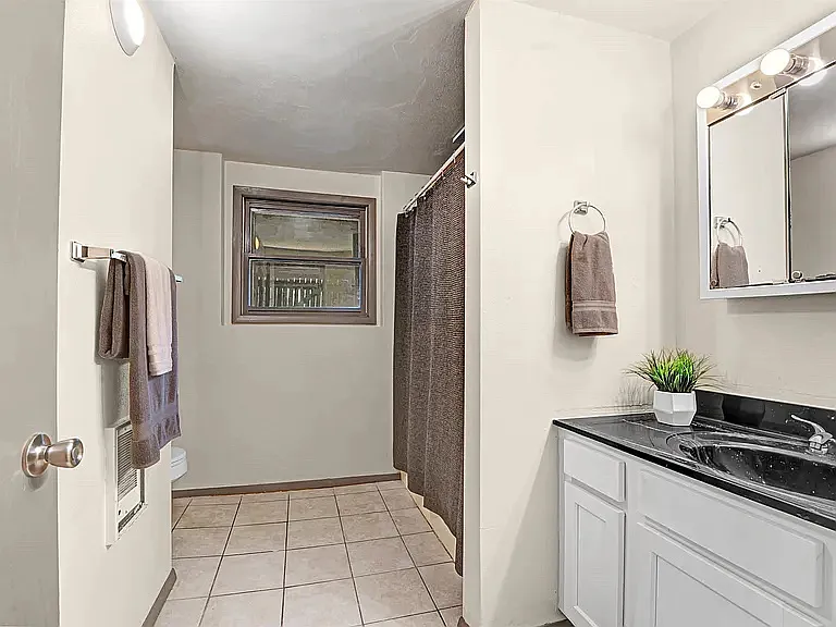 5131 Lakewind Dr #1 — Photo 11