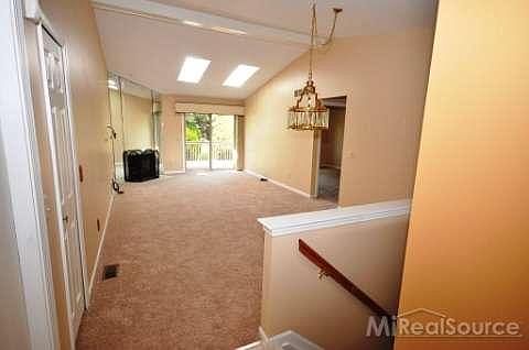 5th image of 18465 Greenmeadow Dr