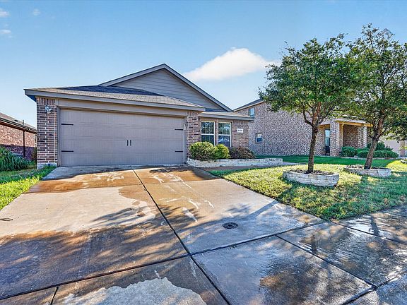 3rd image of 2428 Rosharon Dr