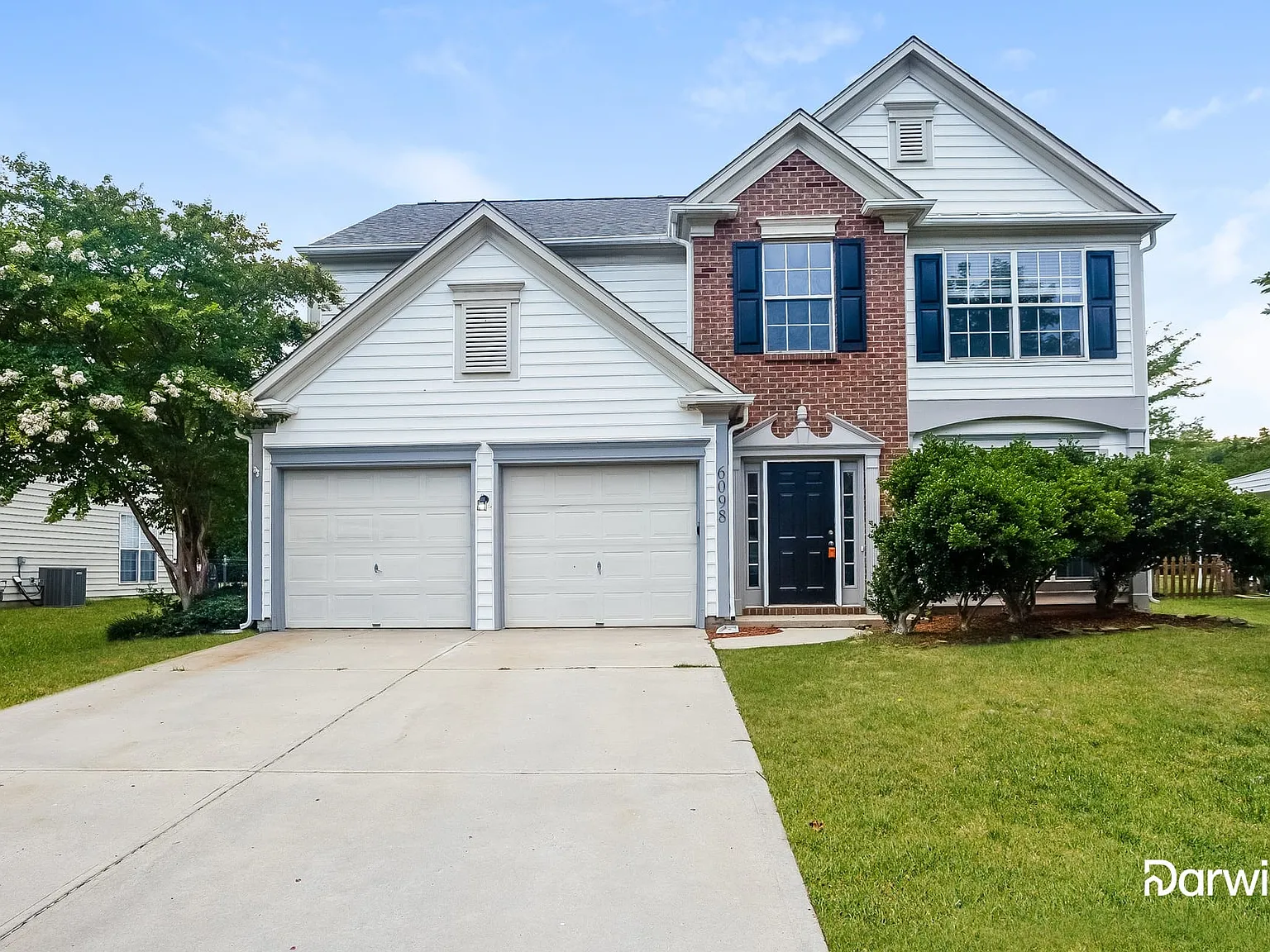 4 bed, 3.0 bath, 2072 sqft, $2,385 — Photo 1