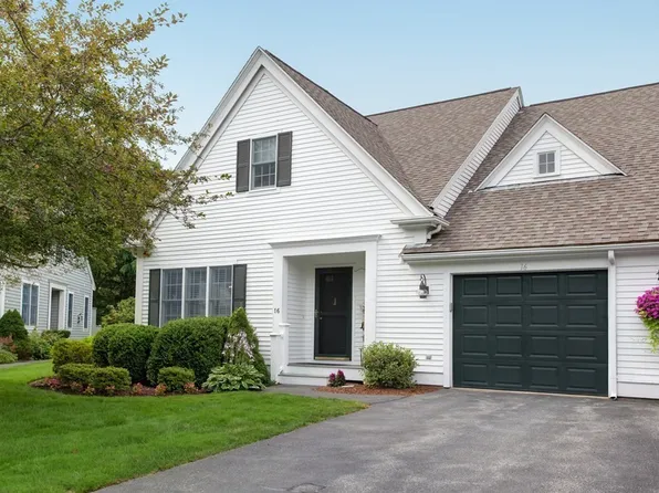 16 Mayfair Ct Unit 16, Mashpee, MA 02649