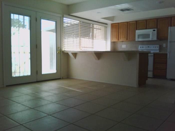 Kitchen & Dining Room