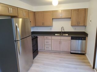 1405 E Beacon Ave APT 8, Montesano, WA 98563