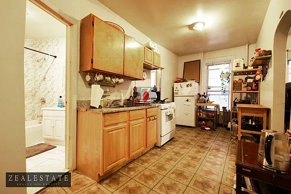 Rented by ZealEstate Group Inc | media 17