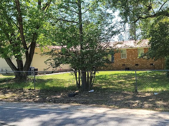2nd image of 9780 Lee Road 240