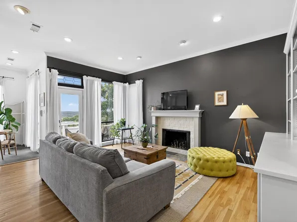 616 Crowley Rd, Arlington, TX 76012