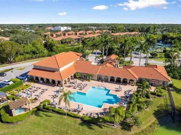 6655 Huntington Lakes Cir APT 204, Naples, FL 34119