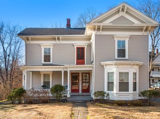 61 College St APT 1, South Hadley, MA 01075