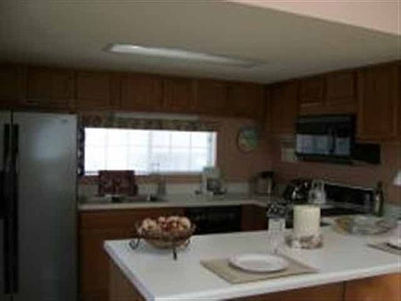 3rd image of 308 Cumberland Terrace Dr Unit 4B