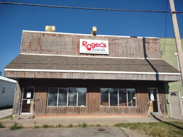 231 N Liberty St, Rushville, IL 62681