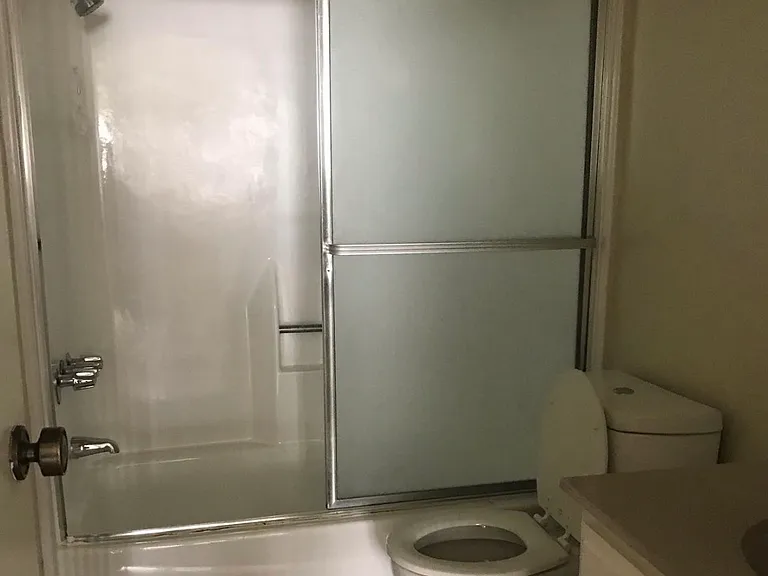 Sun Valley Apartments — Photo 4