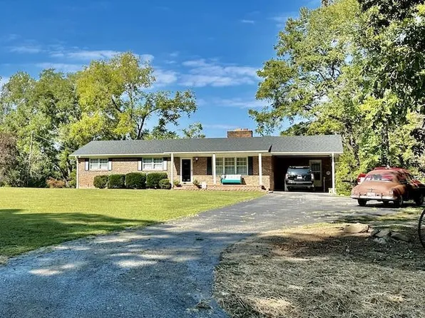 1805 Snipes Rd, Hurdle Mills, NC 27541