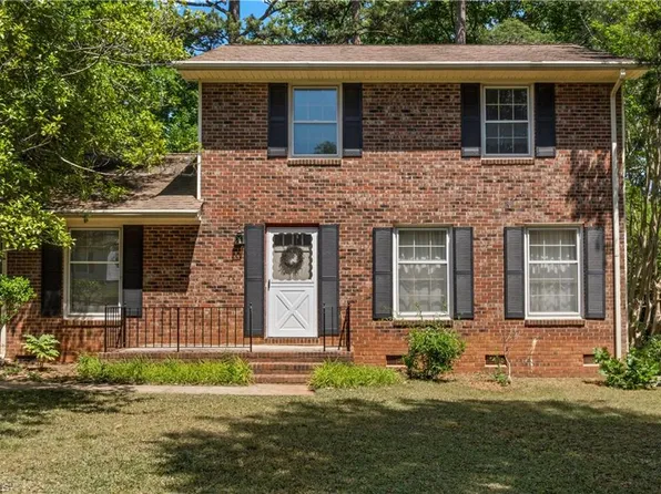 1149 Edenwood Dr, Winston Salem, NC 27103