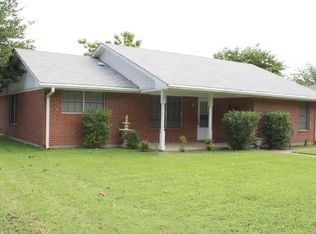 112 W Jeter St, Mabank, TX 75147