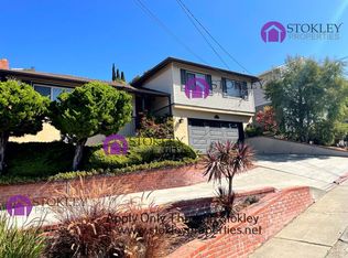 17650 Mayflower Dr, Castro Valley, CA 94546