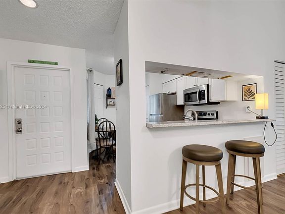 4th image of 9053 SW 141st Pl #9053