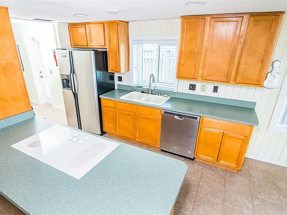 5th image of 1299 Ocean Shore Blvd