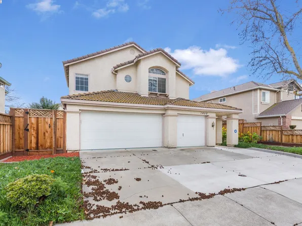 1450 Bluegrass Ln, Tracy, CA 95377