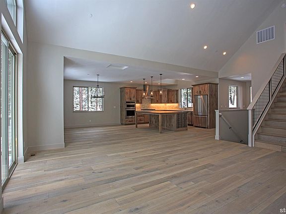 5th image of 1396 Pebble Beach Dr