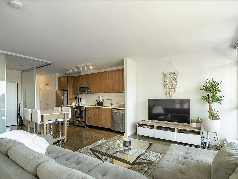 1st image of 221 Union St #720