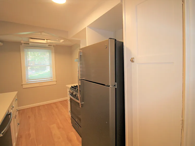 290 S Humboldt St — Photo 21